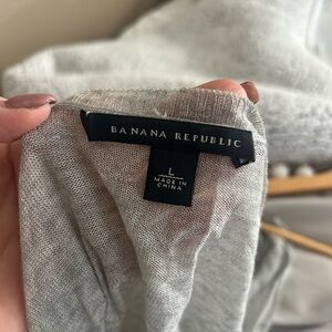 Banana Republic Gray Sweater
